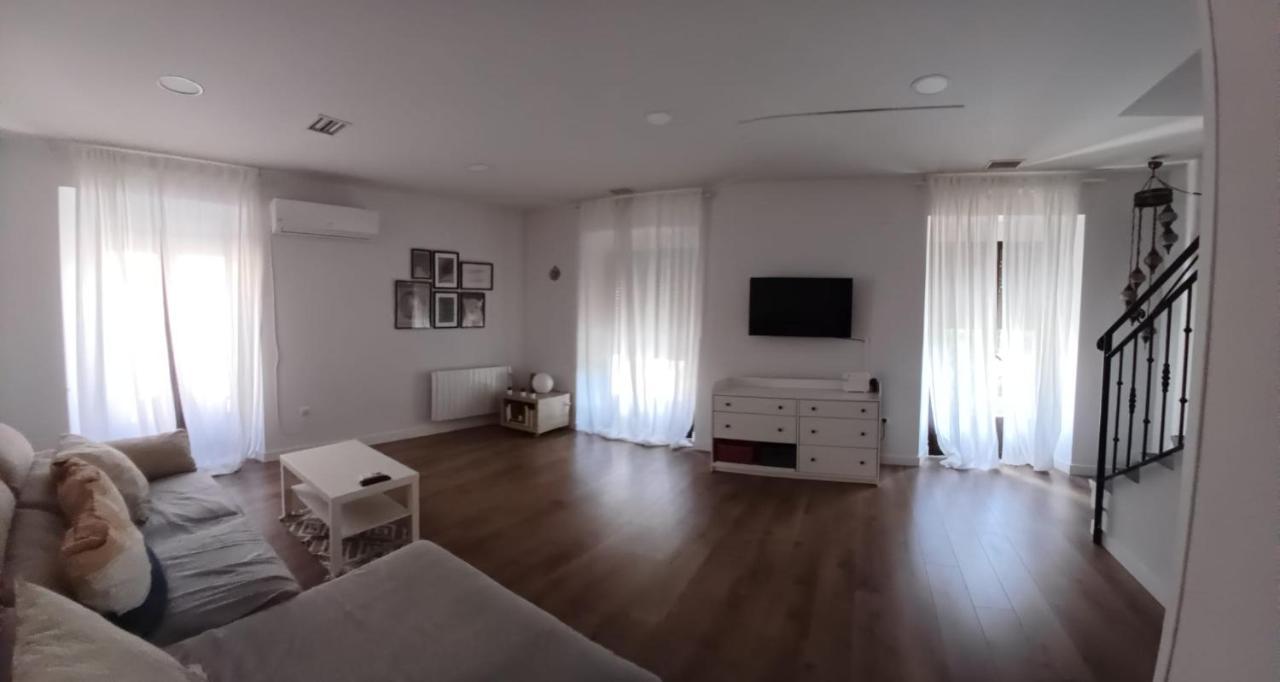 Increible Duplex Luminoso, Plaza Del Aymto. Apartment ตาลาเวรา เดลา เรย์นา ภายนอก รูปภาพ